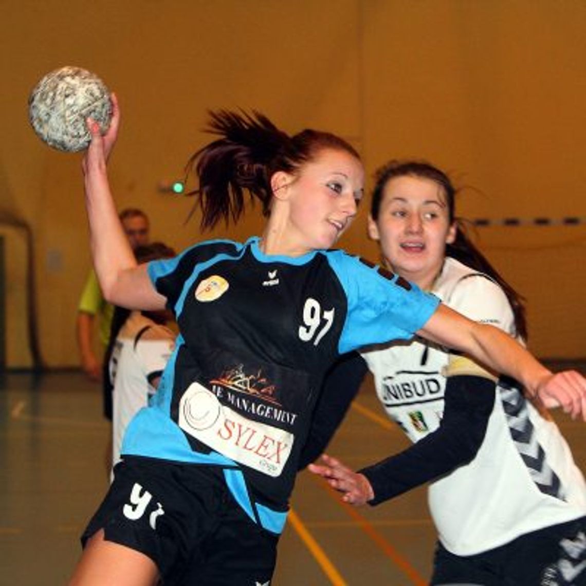 Budowa od podstaw - samborzanki zaczęły przygotowania Budowa od podstaw - samborzanki zaczęły przygotowania