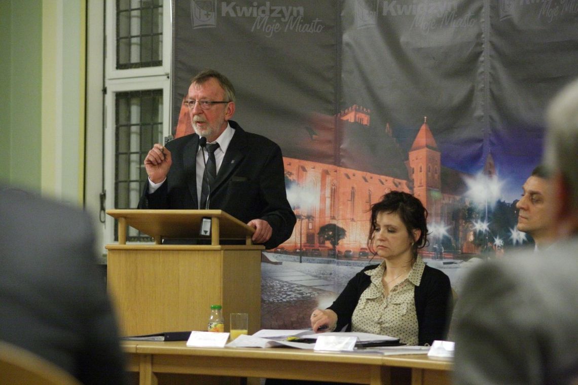 Burmistrz wyjaśnia starania o przejęcie terenów w Bądakch