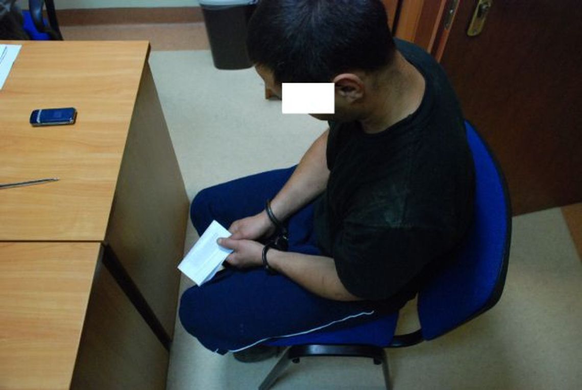 Butelką w głowę - libacyjna bitka Butelką w głowę - libacyjna bitka