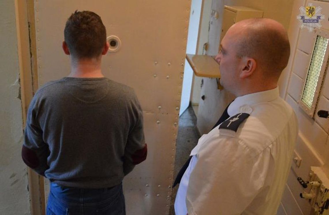 Był agresywny wobec żony. Przyjechała policja i znalazła... narkotyki