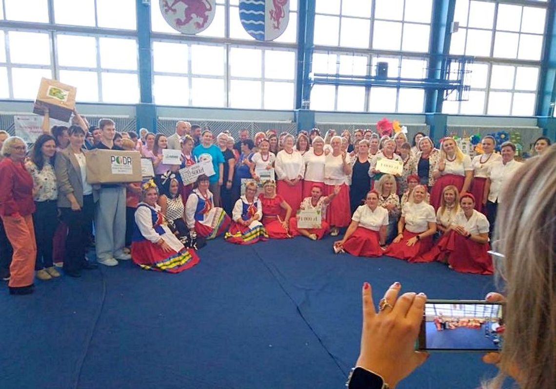 Były koktajle, stroje i… rap po kociewsku! KGW Gorzędziej z Grand Prix turnieju najlepszych Kół Były koktajle, stroje i… rap po kociewsku! KGW Gorzędziej z Grand Prix turnieju najlepszych Kół