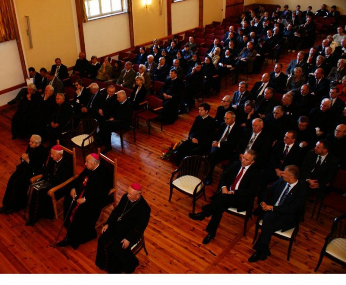 Cenią rzetelną wiedzę - 175-lecie Collegium Marianum Cenią rzetelną wiedzę - 175-lecie Collegium Marianum