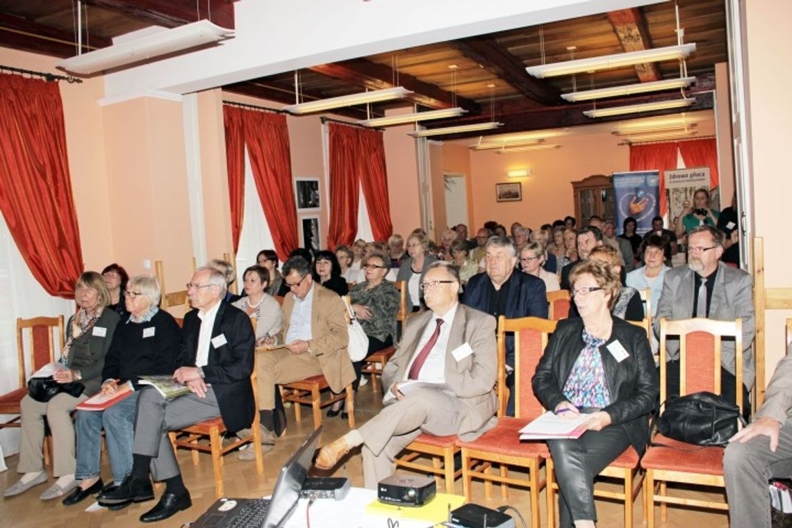 Chcą powiatowej rady seniorów Chcą powiatowej rady seniorów