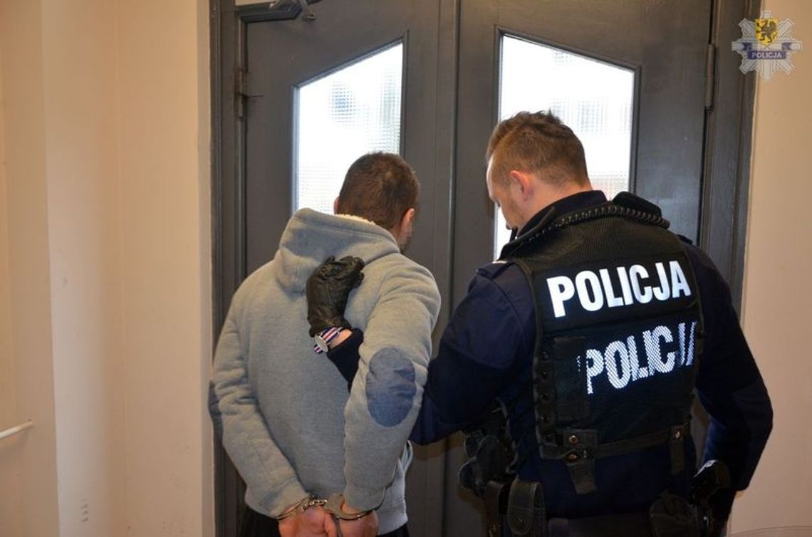 Chciał odzyskać pieniądze - teraz może spędzić kilka lat w więzieniu Chciał odzyskać pieniądze - teraz może spędzić kilka lat w więzieniu