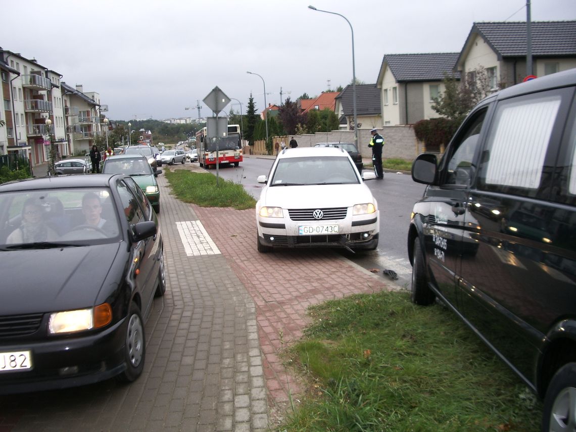 Chwila zadumy nad ofiarami wypadków drogowych 