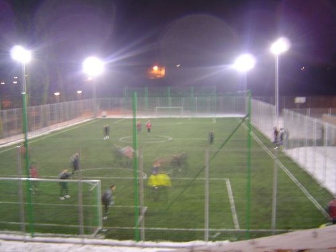 Ciemno, zimno, a oni trenują Ciemno, zimno, a oni trenują