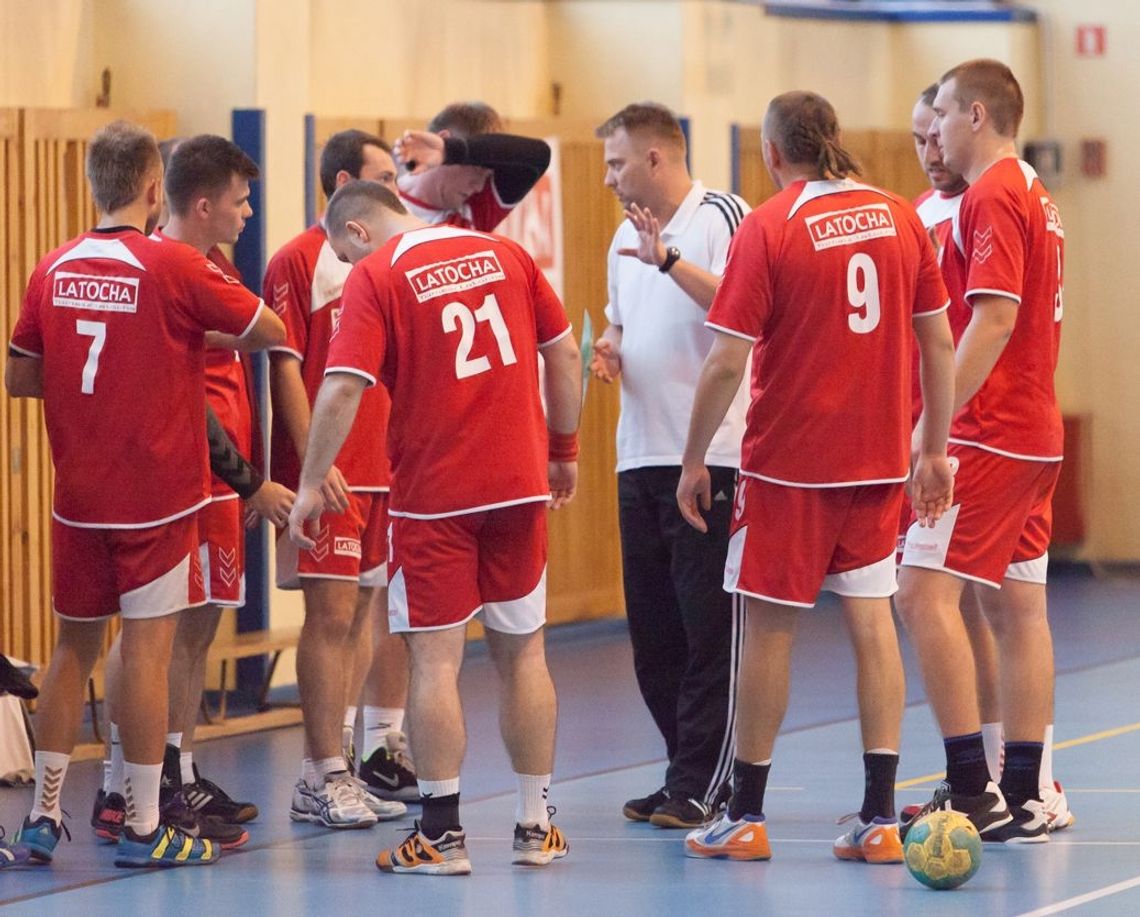 Ciężki bój z SMS - Latocha Agropom Sambor nareszcie zwycięski Ciężki bój z SMS - Latocha Agropom Sambor nareszcie zwycięski