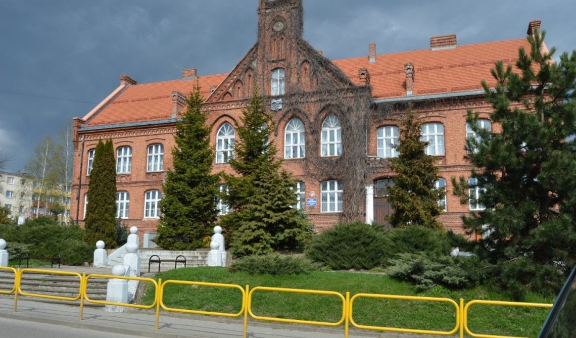 Co z rozbudową gniewskiej podstawówki? Pierwszy przetarg anulowany Co z rozbudową gniewskiej podstawówki? Pierwszy przetarg anulowany