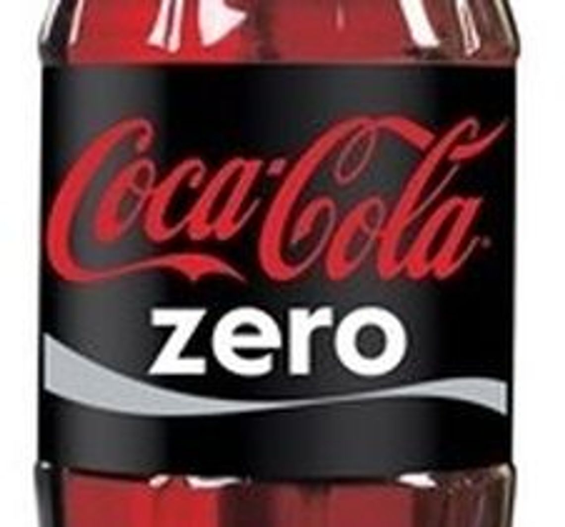 Coca Cola z nielegalną reklamą