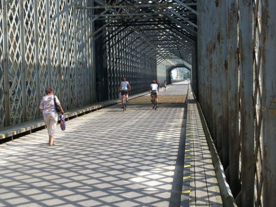 Coraz bliżej otwarcia Mostu Tczewskiego. Remont krótszy, ale droższy Coraz bliżej otwarcia Mostu Tczewskiego. Remont krótszy, ale droższy