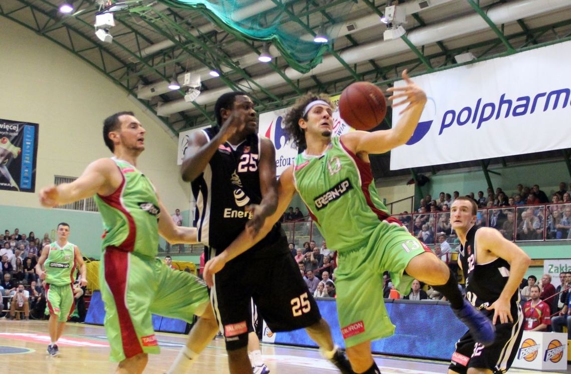 Czarni dużo lepsi od Polpharmy Czarni dużo lepsi od Polpharmy