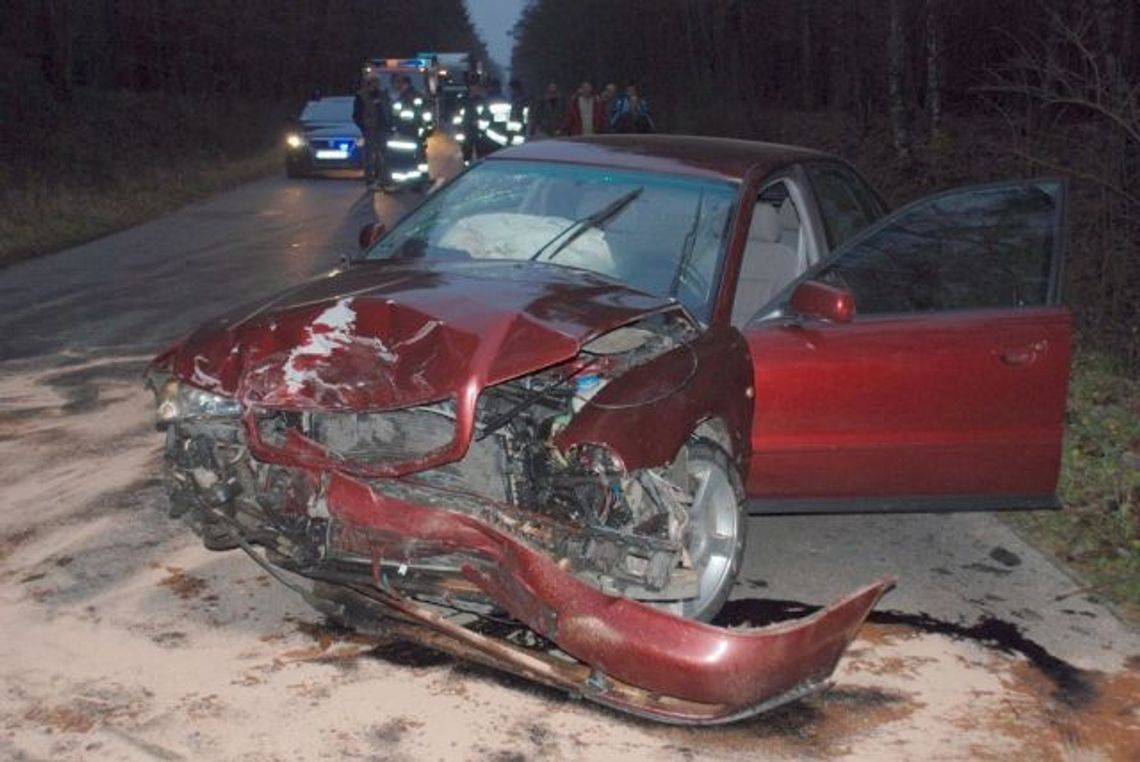 CZOŁOWE ZDERZENIE NA DRODZE NA PAŚNICĘ