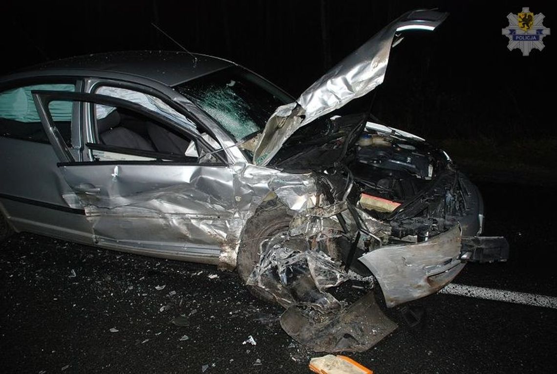 Czołowe zderzenie na trasie Licze-Prabuty, dwie osoby ranne Czołowe zderzenie na trasie Licze-Prabuty, dwie osoby ranne