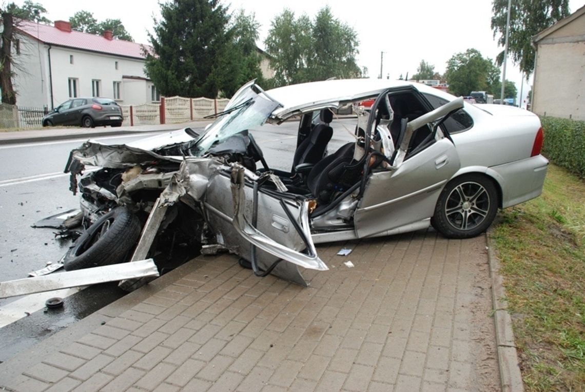 Czołowe zderzenie w Skowarczu Czołowe zderzenie w Skowarczu