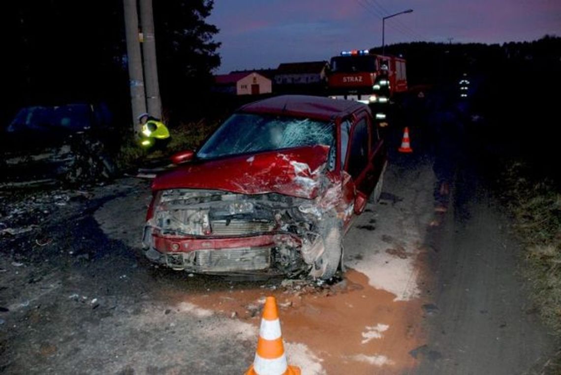 Czołowe zderzenie w Zbychowie