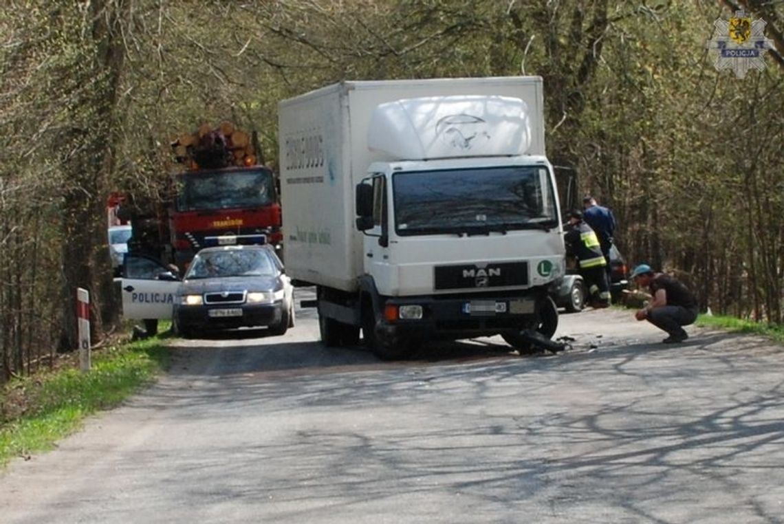  Czołowe zderzenie z ciężarówką