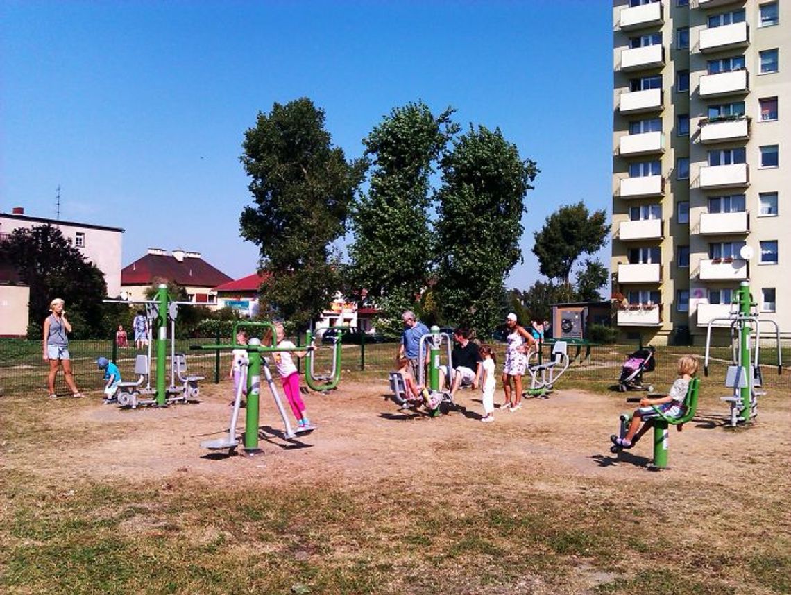 Czy to plac zabaw? Co z bezpieczeństwem maluchów…