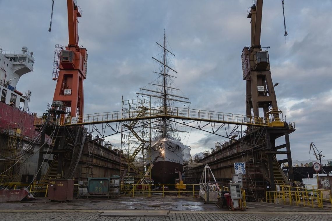 „Dar Pomorza” wraca do Gdyni „Dar Pomorza” wraca do Gdyni