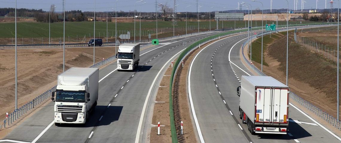 Darmowe autostrady dla osobówek i zakaz wyprzedzania dla ciężarówek Darmowe autostrady dla osobówek i zakaz wyprzedzania dla ciężarówek