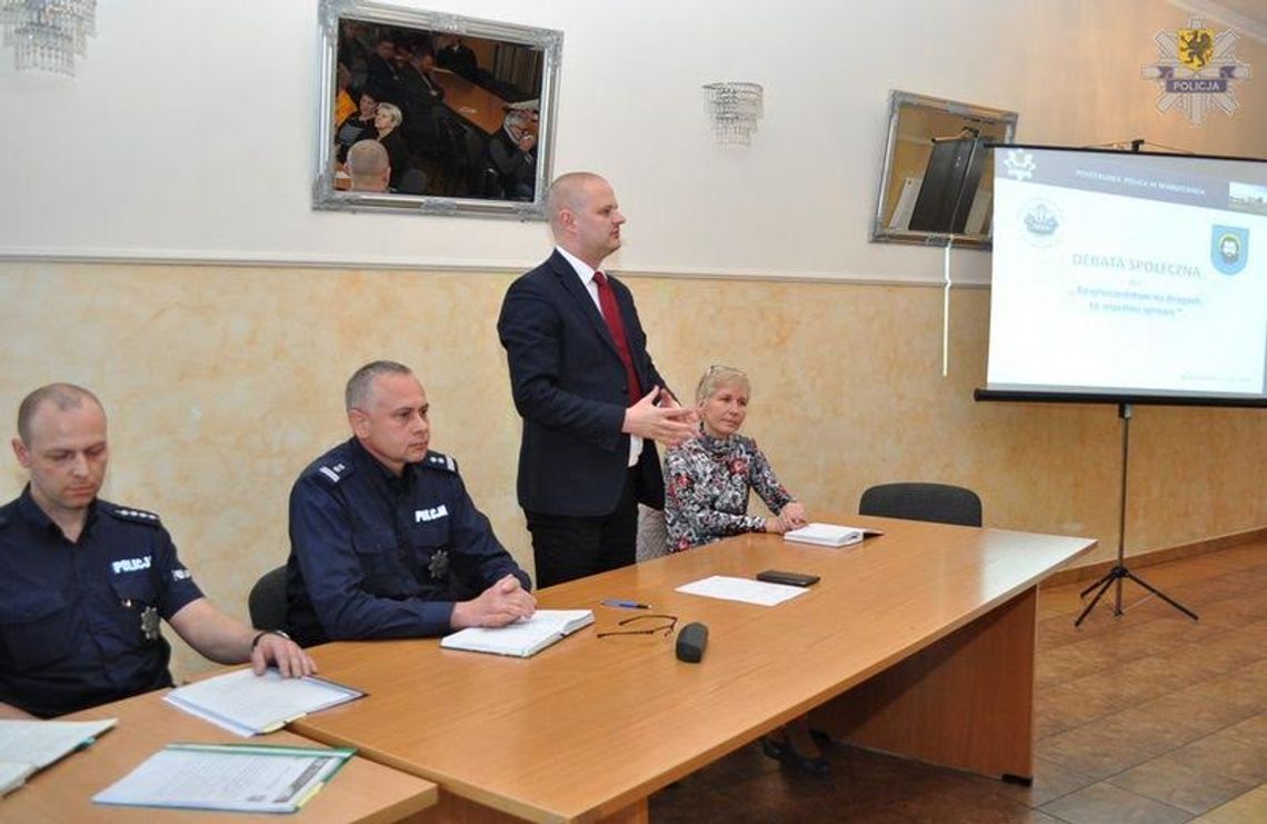 Debata policyjna pod hasłem: „Bezpieczeństwo na drogach to wspólna sprawa”