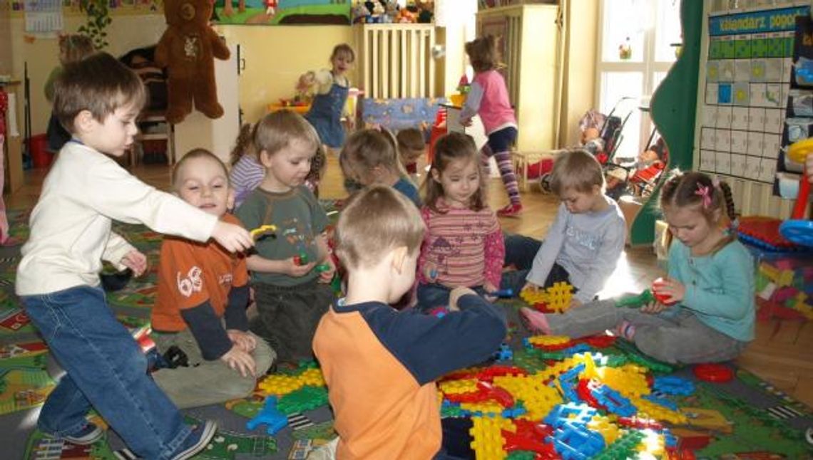 Do "zerówek" chodzą na godz. 7. Wstają wcześniej od urzędników Do "zerówek" chodzą na godz. 7. Wstają wcześniej od urzędników