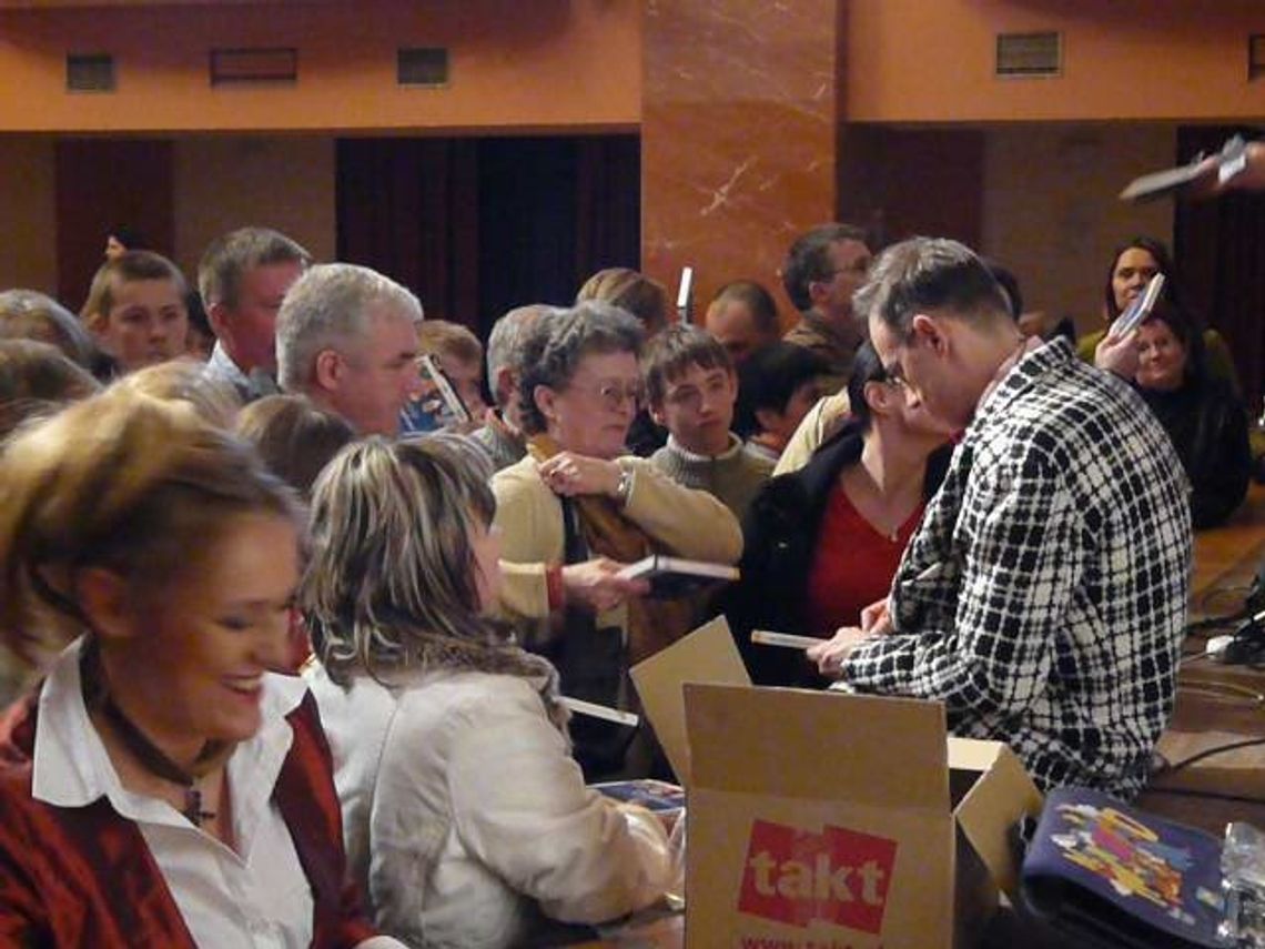 „Donald marzy”, czyli Kabaret pod Wyrwigroszem w Tczewie „Donald marzy”, czyli Kabaret pod Wyrwigroszem w Tczewie