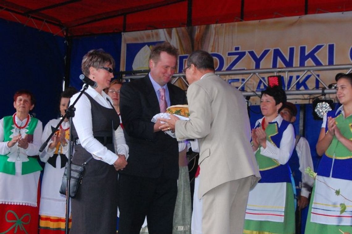 Dożynki przednie, ale plony średnie… Dożynki przednie, ale plony średnie…