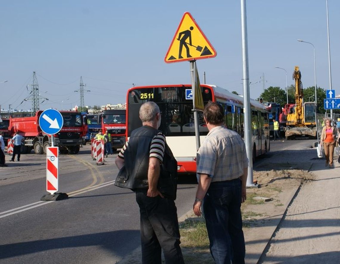 Drogie pieniążki - na drogi. Czy będzie z czego dopłacać? Drogie pieniążki - na drogi. Czy będzie z czego dopłacać?