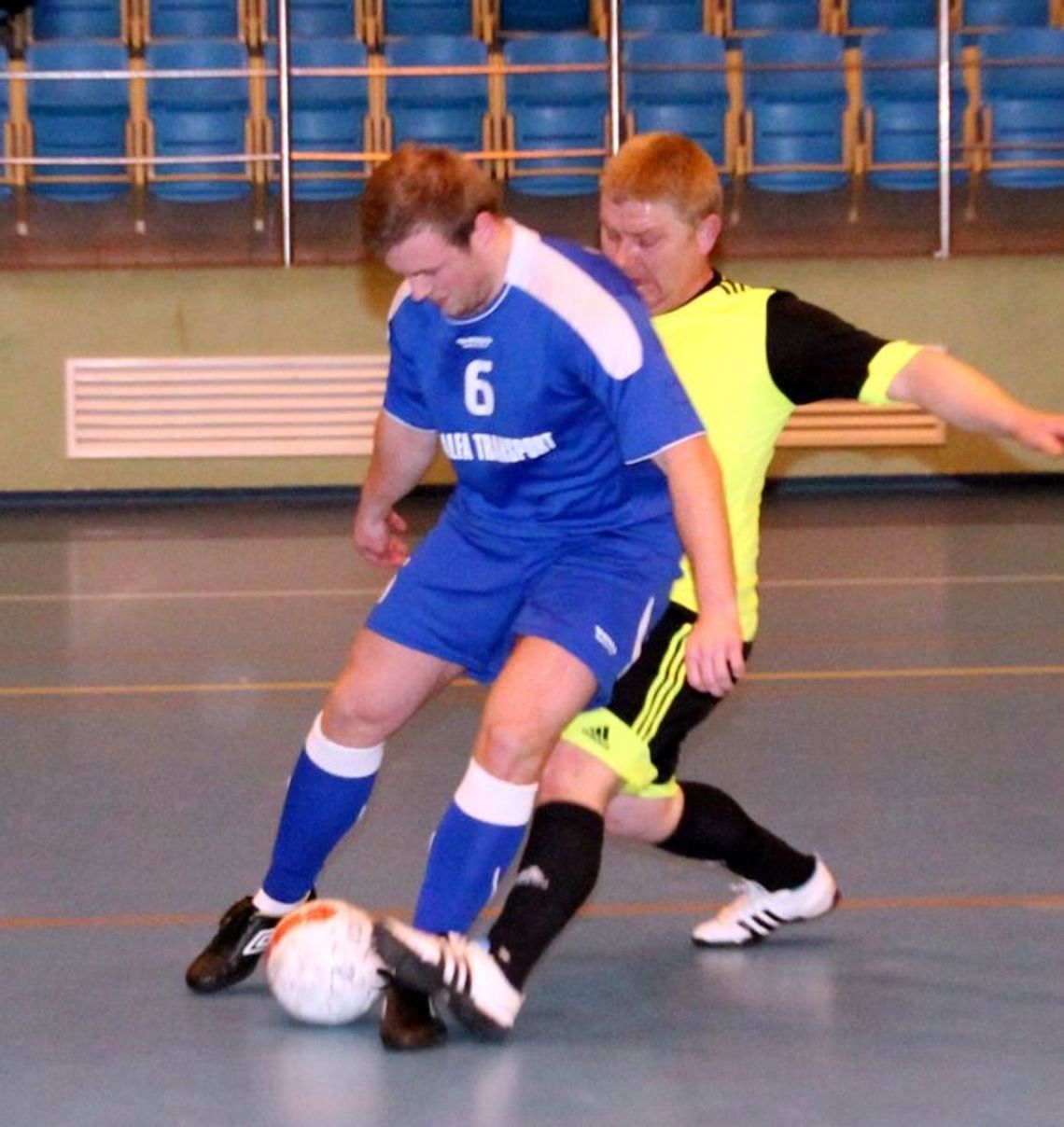 Dużo walki i emocji - Liga Futsalu Powiatu Tczewskiego Dużo walki i emocji - Liga Futsalu Powiatu Tczewskiego