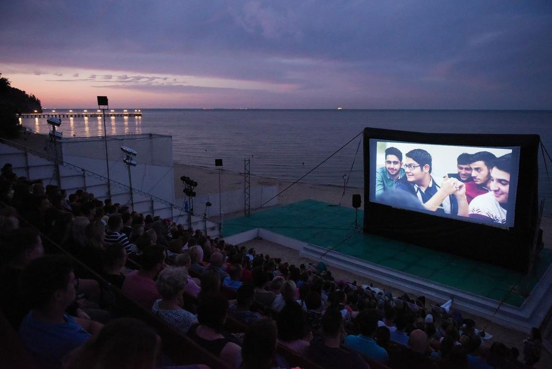 Duży ekran w Gdyni zaprasza