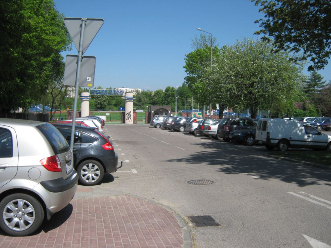 Dwa duże parkingi będą odpłatne, ale częściowo Dwa duże parkingi będą odpłatne, ale częściowo