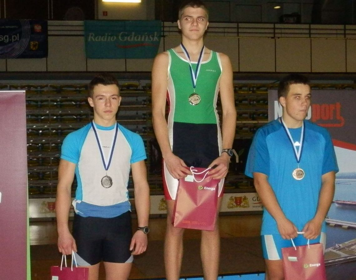 Dwa medale unitów - Mistrzostwa Pomorza na Ergometrze Wioślarskim Dwa medale unitów - Mistrzostwa Pomorza na Ergometrze Wioślarskim