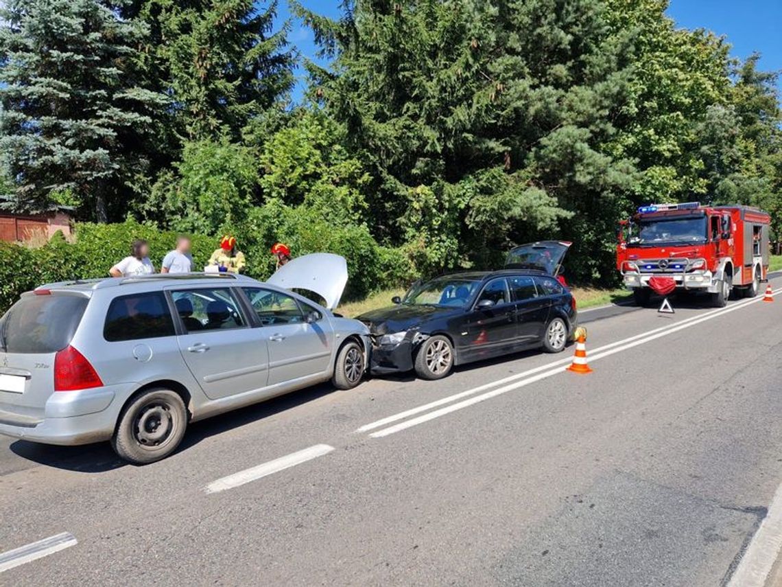 Dwie kolizje z udziałem ośmiu samochodów powiecie malborskim Dwie kolizje z udziałem ośmiu samochodów powiecie malborskim