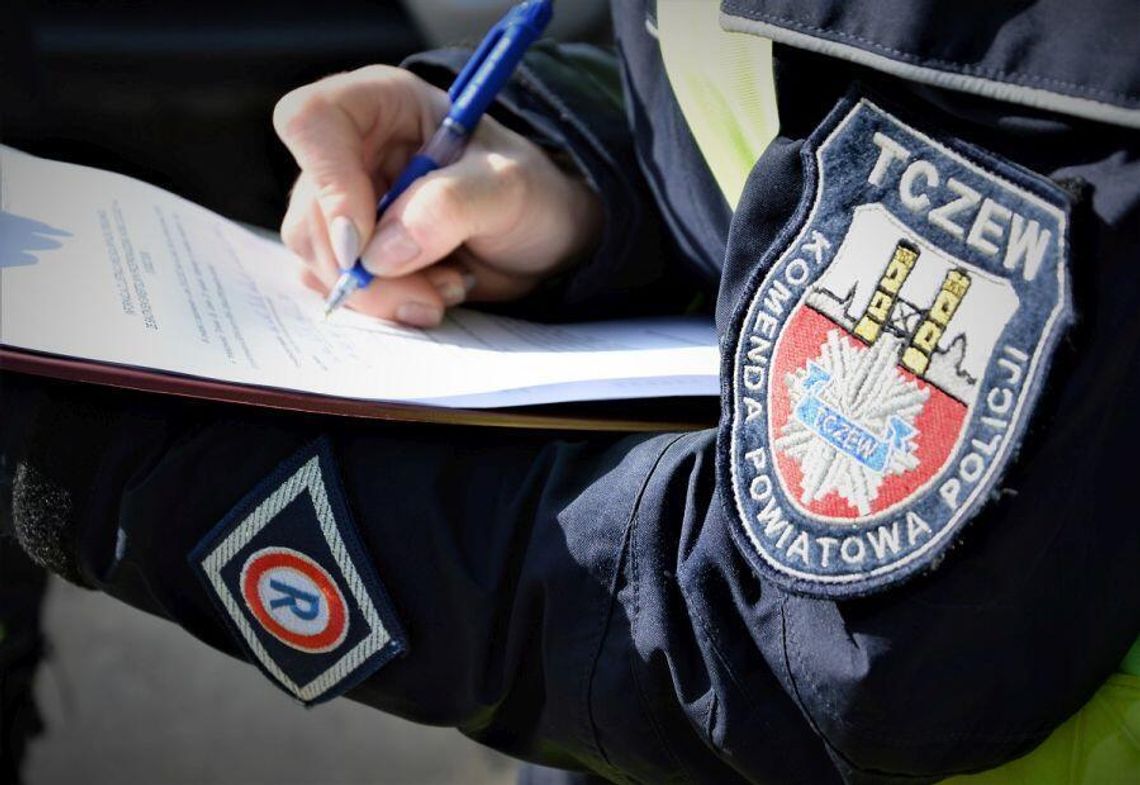 Dwóch kierowców ciężarówek nie zastosowało się do ograniczenia tonażu. ZAPŁACĄ PO 500 ZŁ KARY !!