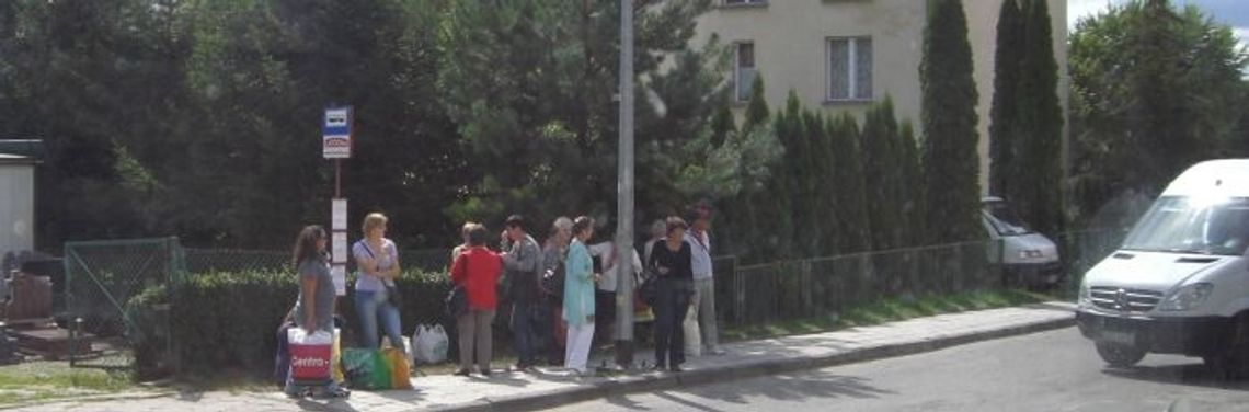 Dworzec autobusowy - pasażerowie psioczą, kiedy rozwiązanie? Dworzec autobusowy - pasażerowie psioczą, kiedy rozwiązanie?