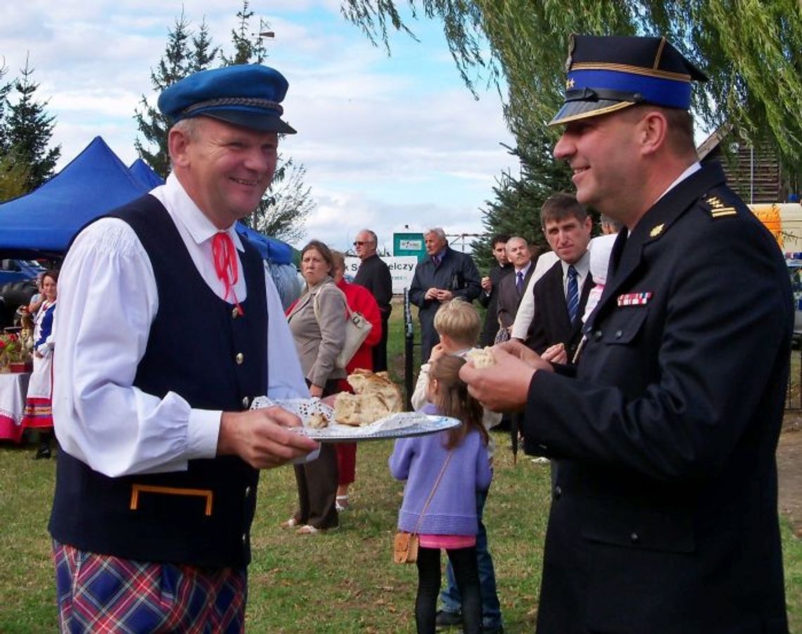 Dzielenie chleba ukoronowało rolniczy trud