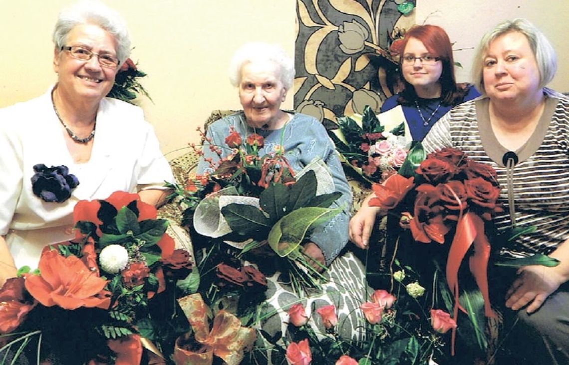 Dzień Babci. Pani Wanda z Tczewa ma 17 wnuków i 24 prawnuków Dzień Babci. Pani Wanda z Tczewa ma 17 wnuków i 24 prawnuków