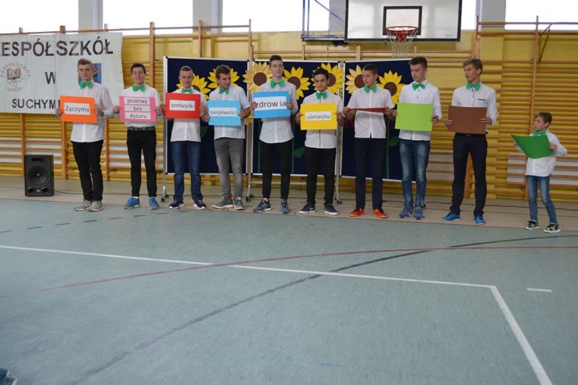 Dzień Edukacji Narodowej w Zespole Szkół w Suchym Dębie Dzień Edukacji Narodowej w Zespole Szkół w Suchym Dębie