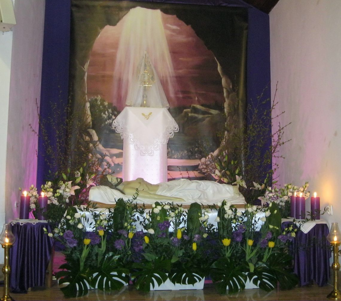 Dzień zadumy i czuwania przy Grobie Jezusa. Wielka Sobota Dzień zadumy i czuwania przy Grobie Jezusa. Wielka Sobota