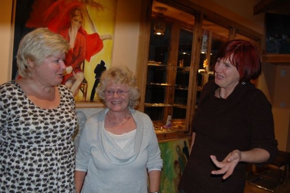 „Dziennik Kobiet” na ukończeniu. 10 pań zaprezentowało swój tydzień z życia „Dziennik Kobiet” na ukończeniu. 10 pań zaprezentowało swój tydzień z życia