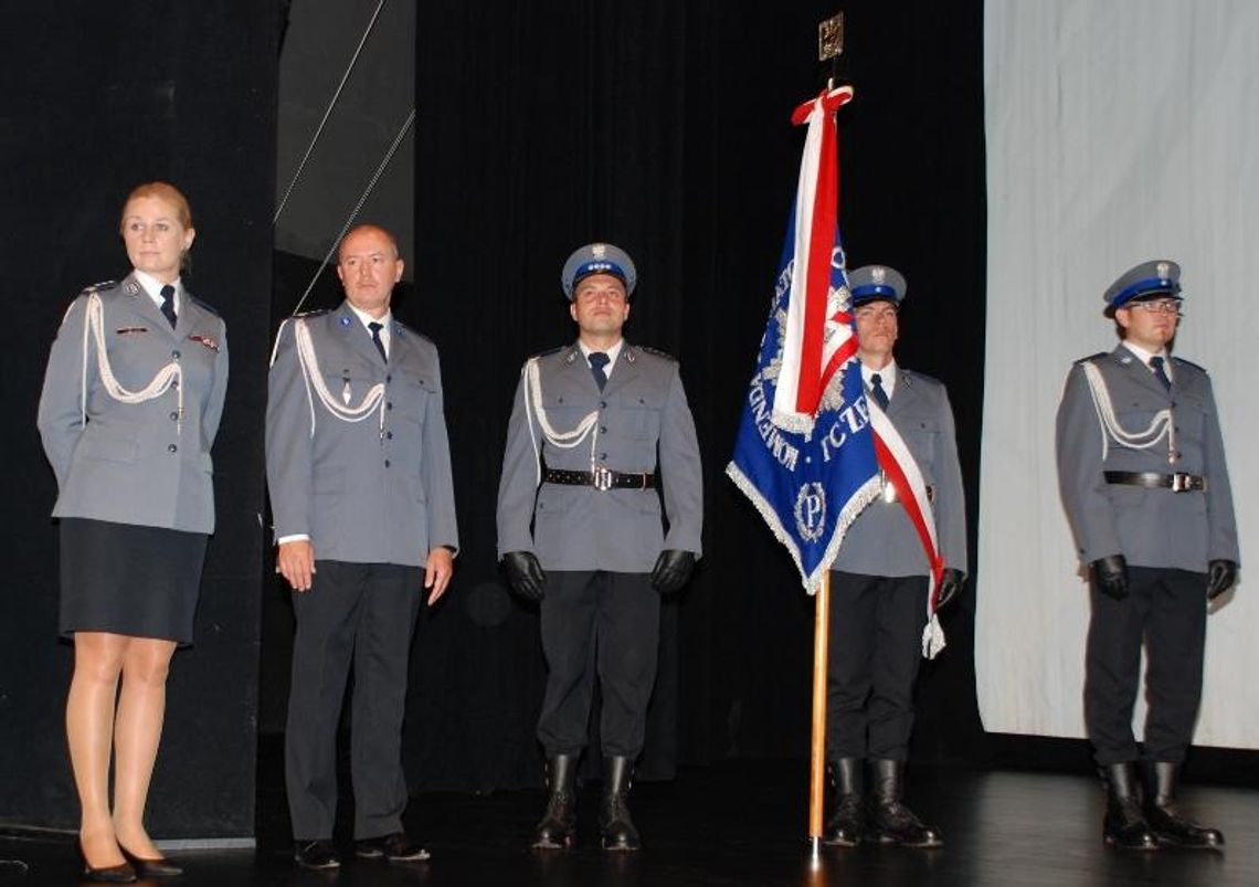 Dziś tczewscy policjanci obchodzili swoje święto! Były awanse i nagrody Dziś tczewscy policjanci obchodzili swoje święto! Były awanse i nagrody