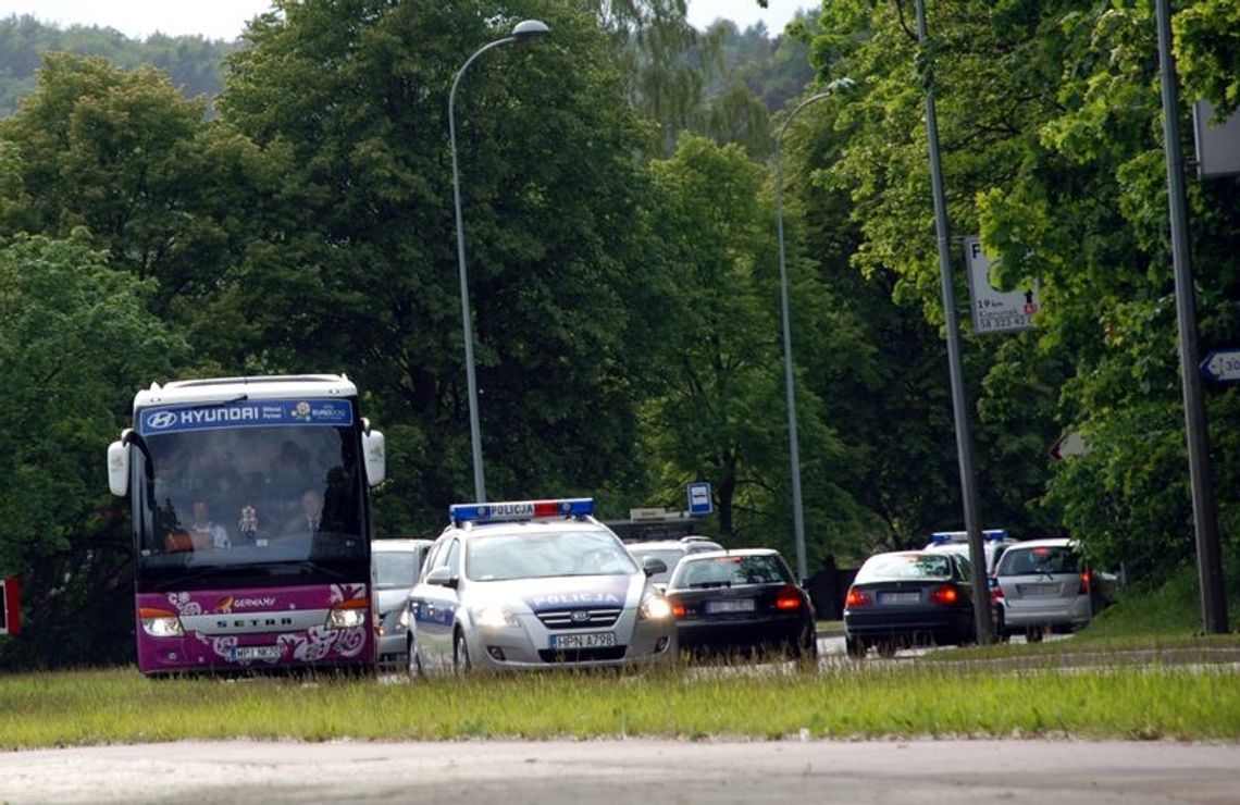 Eskortowali reprezentacje piłkarskie Eskortowali reprezentacje piłkarskie