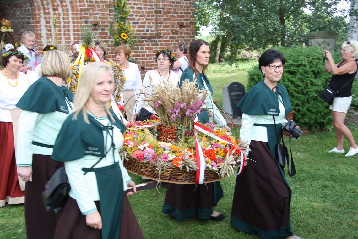 Festiwal wikliny w Steblewie, czyli dożynki w gminie Suchy Dąb Festiwal wikliny w Steblewie, czyli dożynki w gminie Suchy Dąb