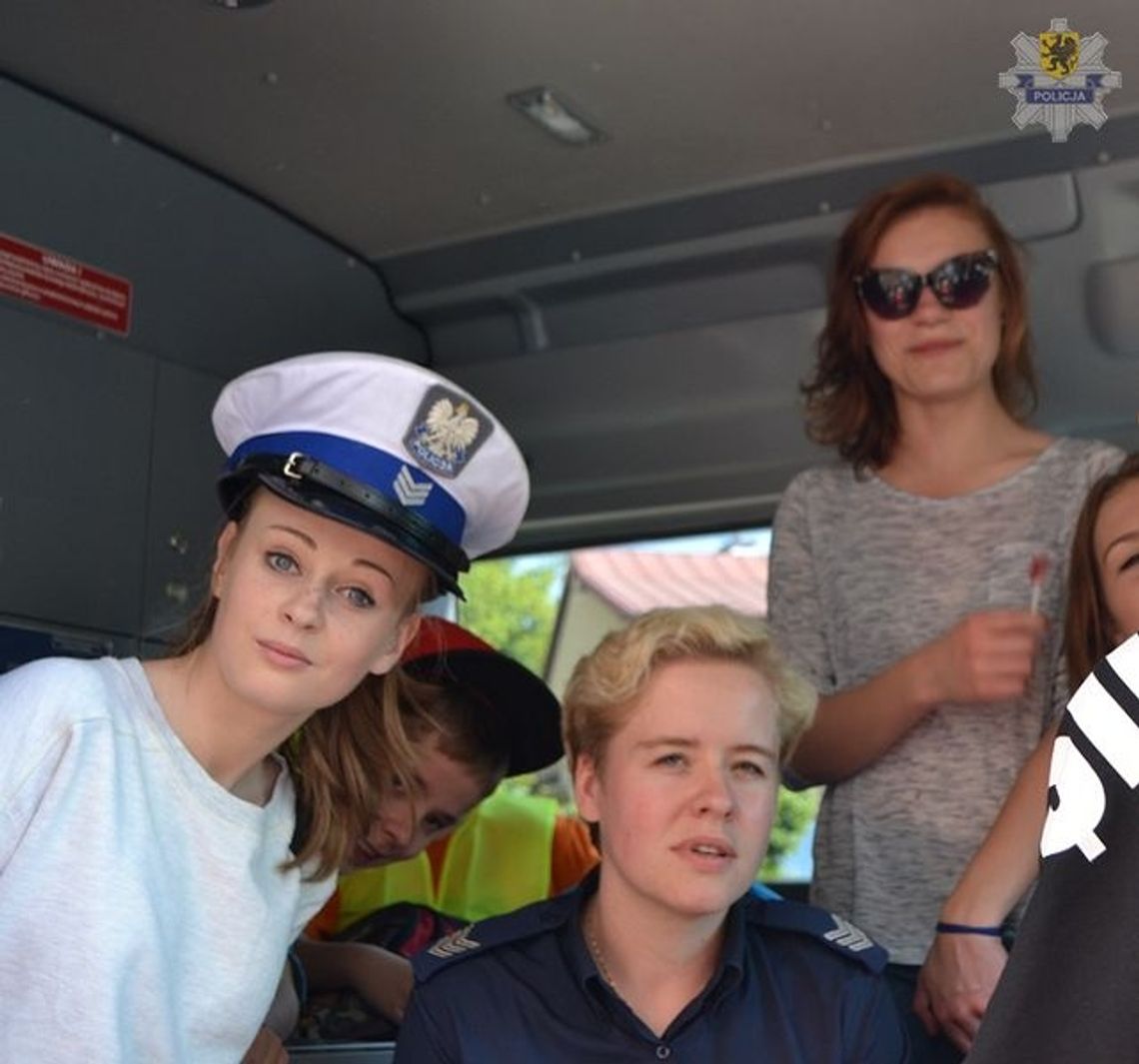 Festyn z udziałem policji Festyn z udziałem policji