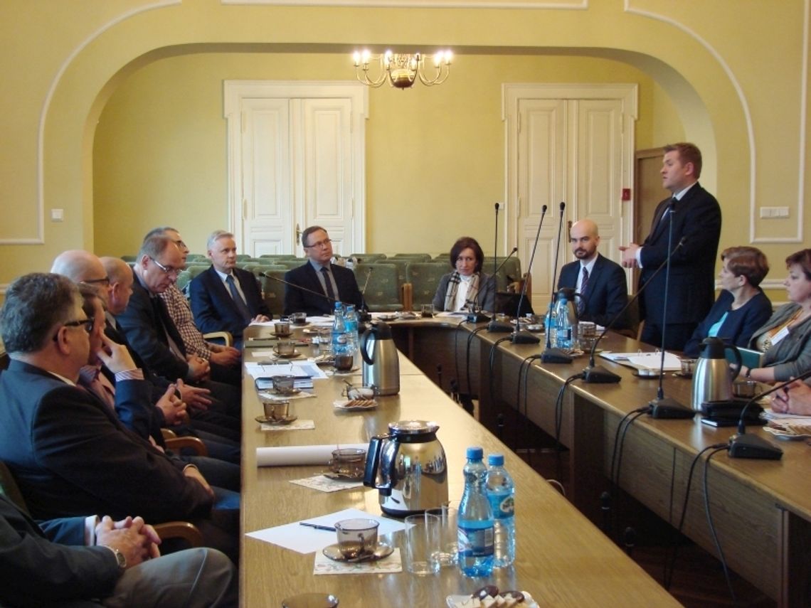 FILM: Czy będą nowe miejsca pracy? Podstrefa ekonomiczna w Starogardzie Gd. FILM: Czy będą nowe miejsca pracy? Podstrefa ekonomiczna w Starogardzie Gd.