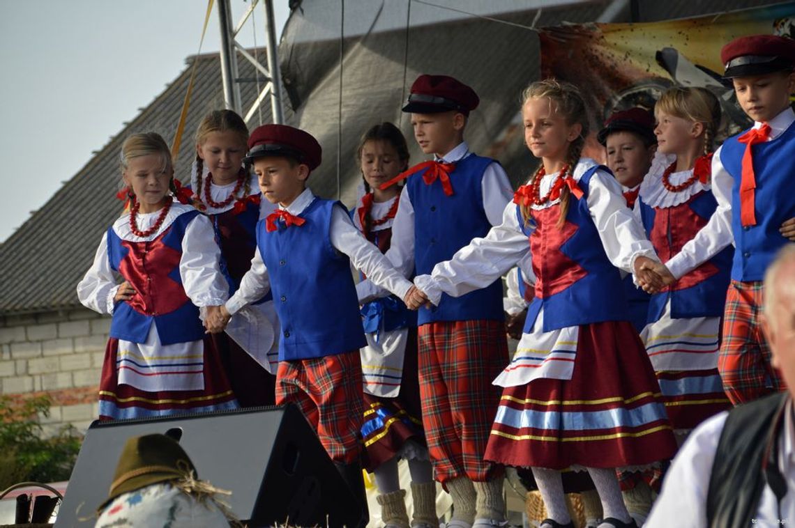 FILM,ZDJĘCIA: Dożynki gminne w Rajkowach FILM,ZDJĘCIA: Dożynki gminne w Rajkowach