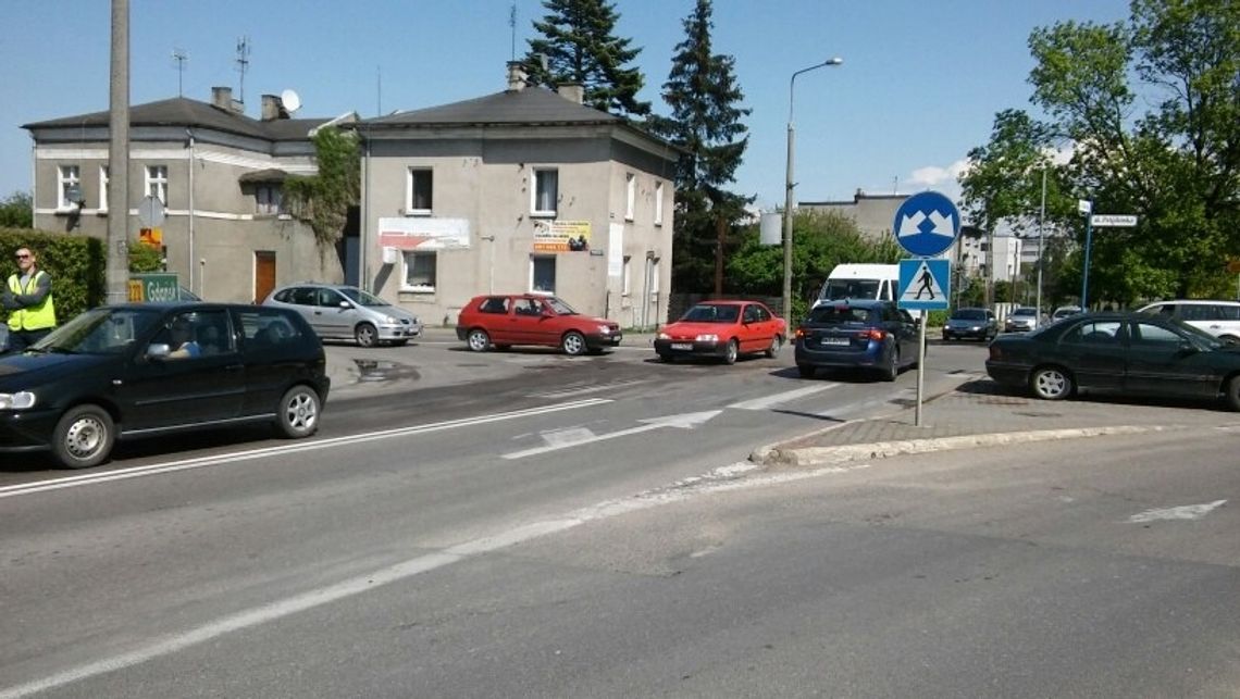 FOTO: Kolizja na ul. Pomorskiej. Na miejscu jest policja