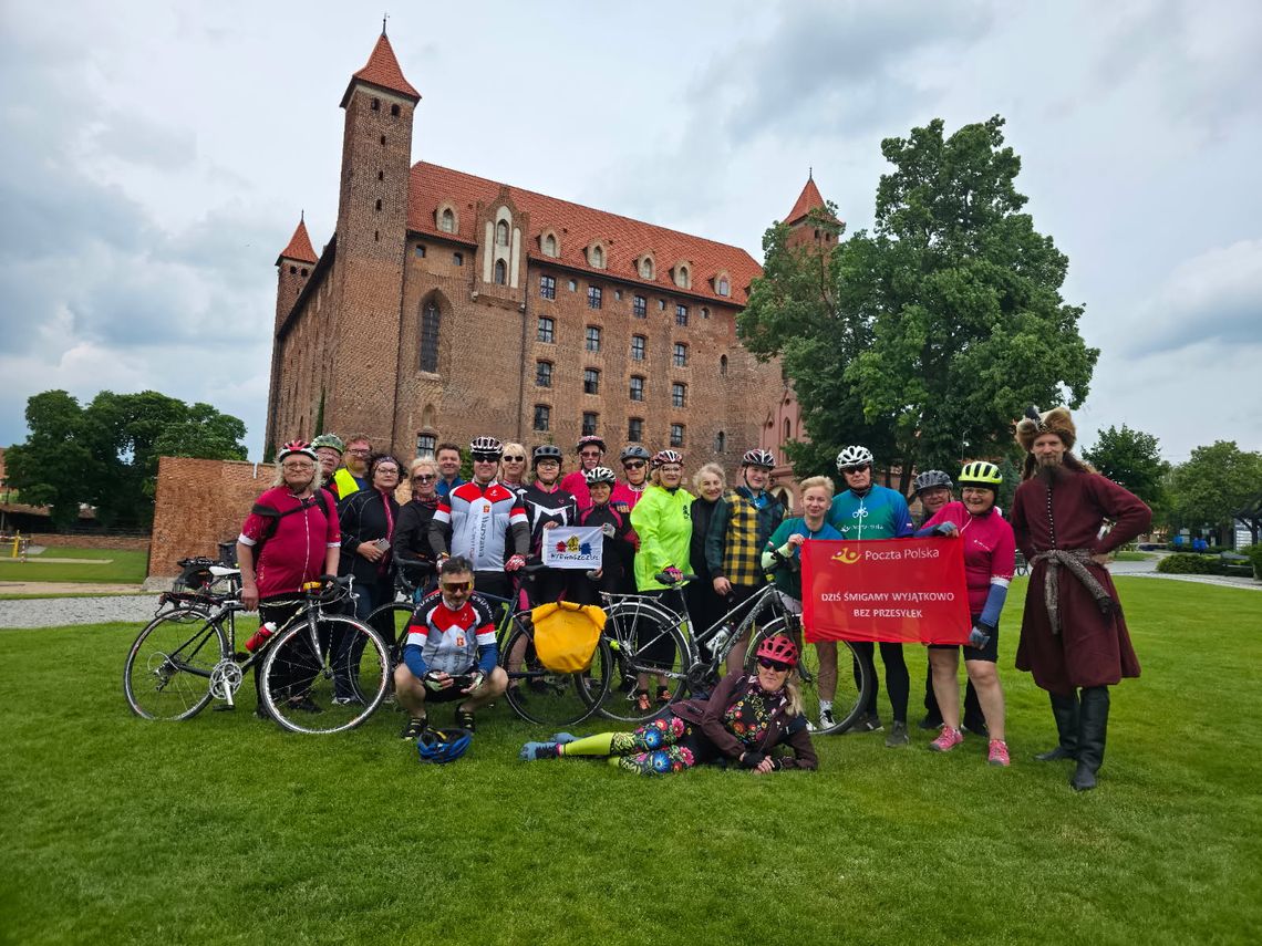 [FOTO] Rowerowa wyprawa pracowników Poczty Polskiej po Kociewiu!