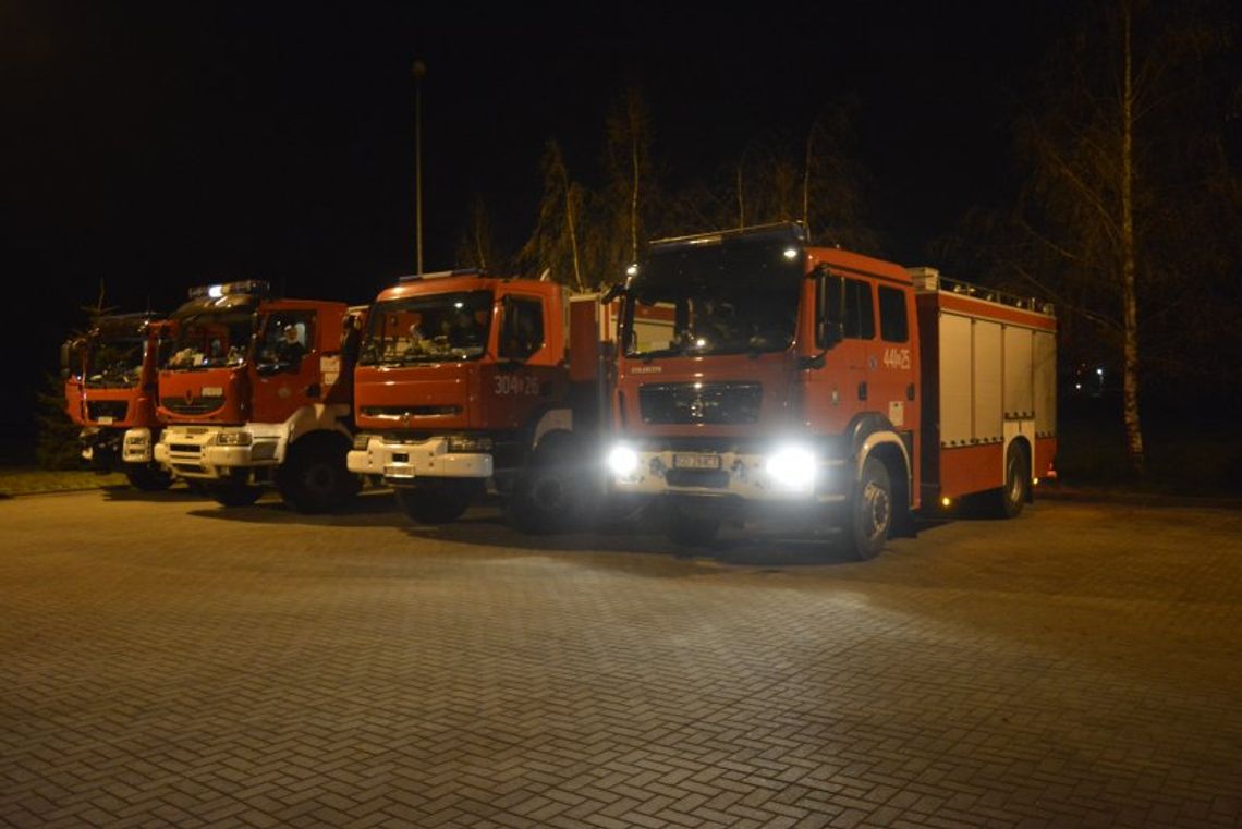 FOTO: Strażacy z Pomorza jadą gasić Biebrzański Park Narodowy. Do celu zostało im 160 km 