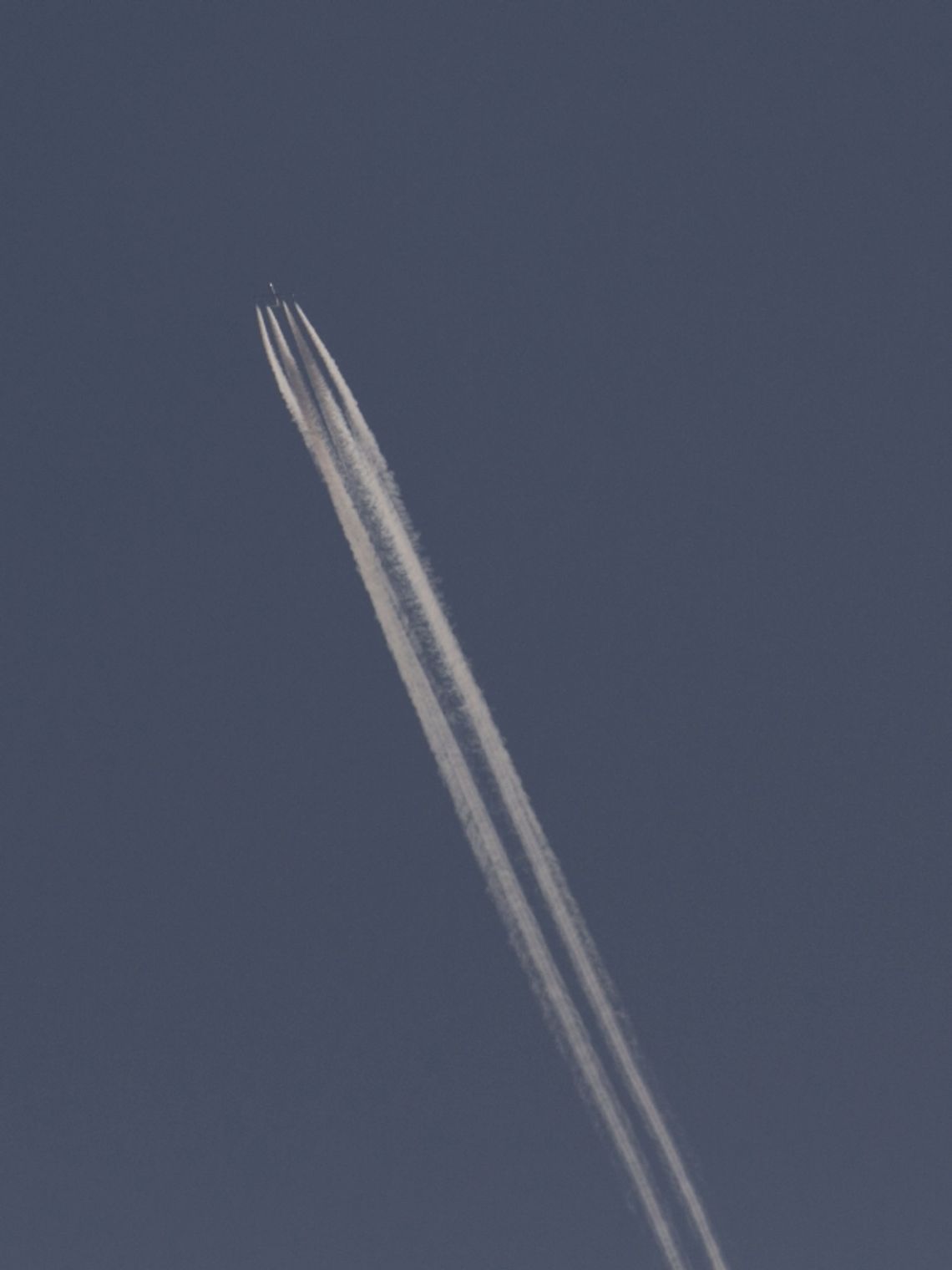 FOTO: Tajemnicze samoloty nad Starogardem FOTO: Tajemnicze samoloty nad Starogardem